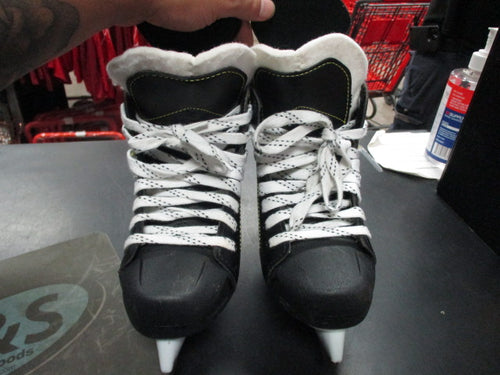 Used Ccm Tacks 9040 Size 13 Youth Hockey Skates