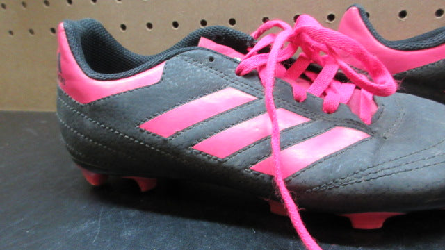 Load image into Gallery viewer, Used Adidas Goletto VI FG Football Soccer Cleats - Size 4
