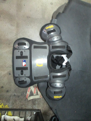 Used Wilson Fitted Adiult Umpire Chest Protector A3217