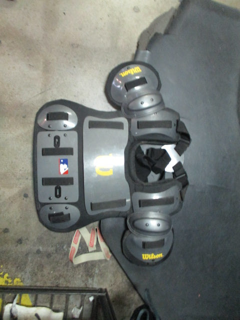 Used Wilson Fitted Adiult Umpire Chest Protector A3217