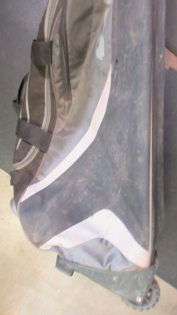 Load image into Gallery viewer, Used Demarini Momentum Wheeled Bag - Zipper problems &amp; wear
