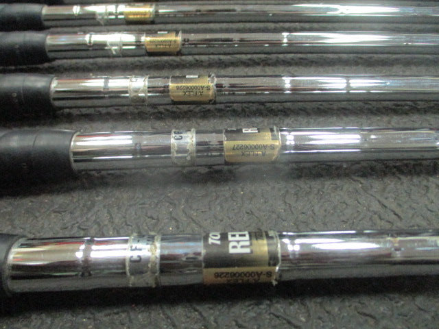 Load image into Gallery viewer, Used Top Flite Tour Ti Senior A Flex Iron Set 3-PW (Missing 8 Iron)
