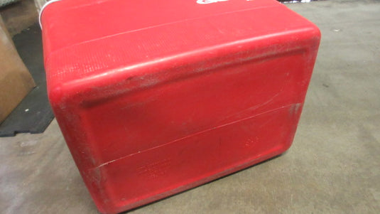 Used Vintage Gott 16 Red Cooler Ice Chest Model 1916