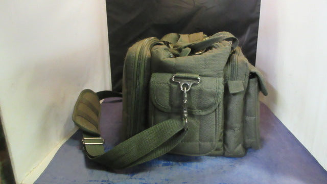 Load image into Gallery viewer, Used Explorer Green Range Bag - handle wear
