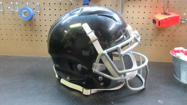 Load image into Gallery viewer, Used Schutt Vengeance Pro LTD Varsity Football Helmet - Size Large

