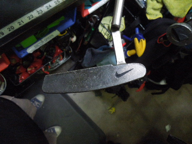 Load image into Gallery viewer, Used Nike Unitized Leo Right Hand Putter
