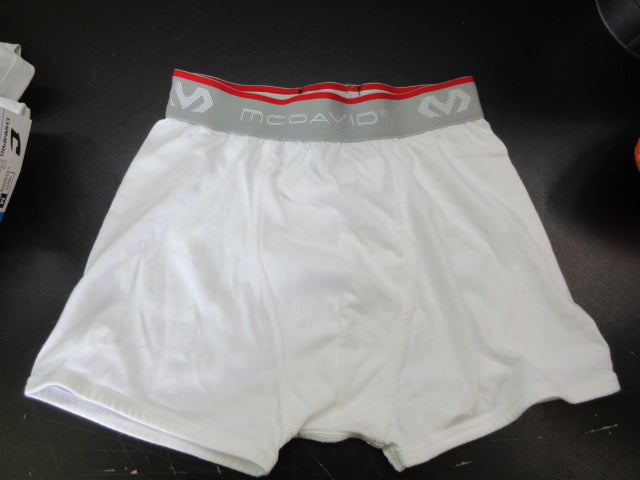 Load image into Gallery viewer, McDavid Youth Boxer Briefs with a FlexCup Pocket - Youth Large
