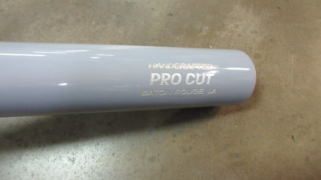 Load image into Gallery viewer, New Marucci Pro Cut 34&quot; Wood Baseball Bat (Small Dent)
