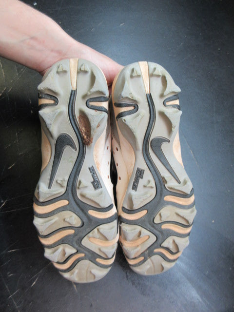 Load image into Gallery viewer, Used Nike Alpha Huarache Baseball Cleats - Size Youth 4.5
