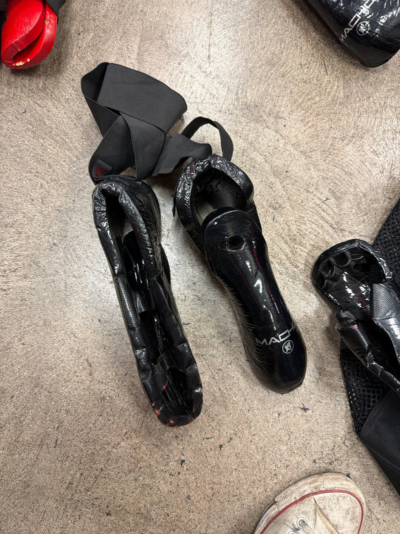 Load image into Gallery viewer, used macho foot cover black
