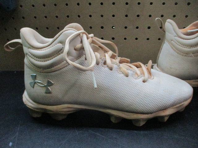 Load image into Gallery viewer, Used Under Armour Spotlight Franchise RM 2.0 Football Cleats - Size Youth 6
