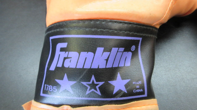 Load image into Gallery viewer, Used Franklin 1785 Sugar Ray Leonard Boxing Gloves - 8oz Youth *Ripped Middle*
