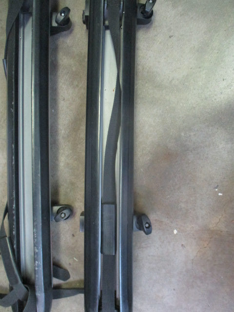 Used Yakima SUP Roof Rack Missing 1 Rubber strap pad (See Pics)