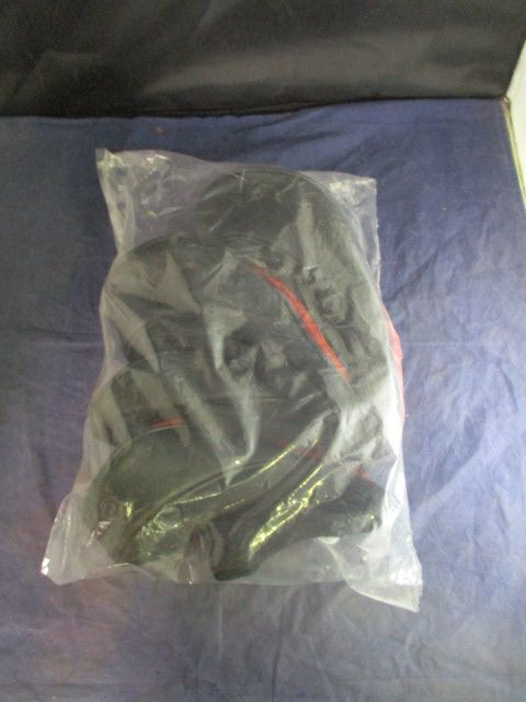 Load image into Gallery viewer, Burton Deluxe Head Cover Set - 1 Driver, 1 Fairway, 2 Hybrid - Still In Bag
