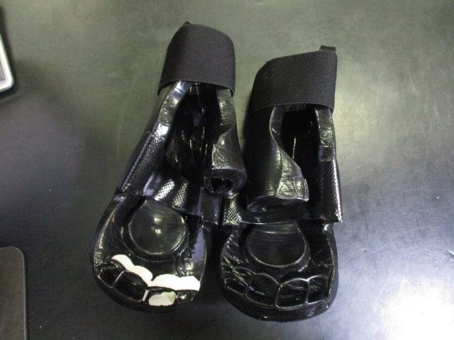 Load image into Gallery viewer, Used Century Padded Sparring Gloves Size Adult Small
