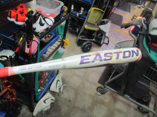 Load image into Gallery viewer, Used Easton Pink Sapphire 27" -10 Fastpitch softball Bat
