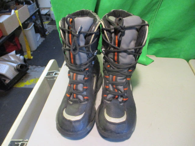 Load image into Gallery viewer, Used Bacl/Orange Winter Water Proof Size 4 Boots
