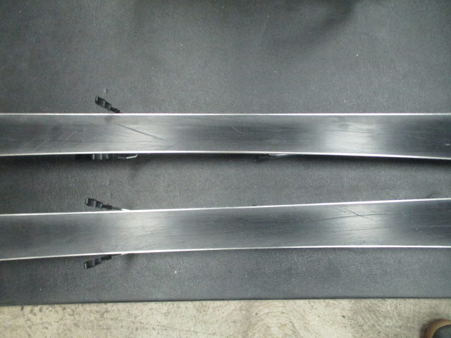 Load image into Gallery viewer, Used Nordica Olympia 170cm Downhill Skis (Side Damage See Pics)
