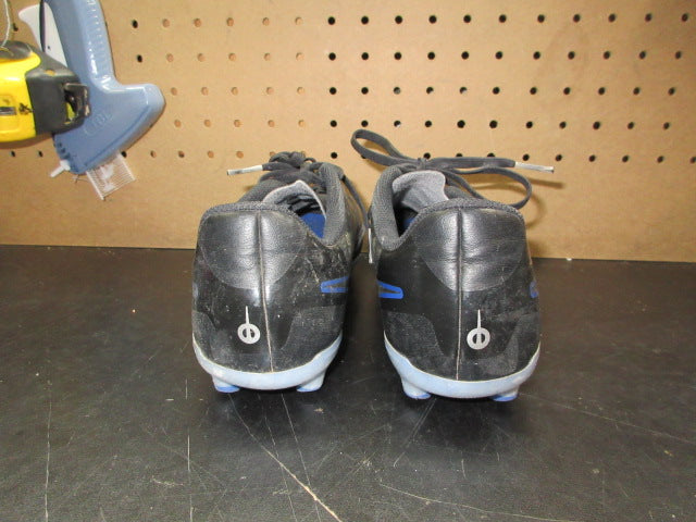 Load image into Gallery viewer, Used Nike Tiempo Legend 10 Club FG Soccer Cleats - Size Youth 4.5

