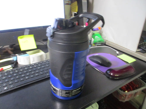 New Under Armour Insulated 32oz PlayMaker Jug Royal Blue
