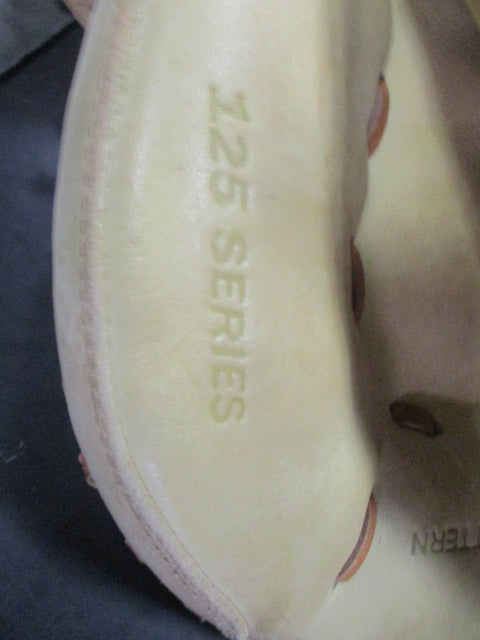 Load image into Gallery viewer, Used Louisville Sluger 125 Series RHT Catchers Glove  (Need lace In Pocket)
