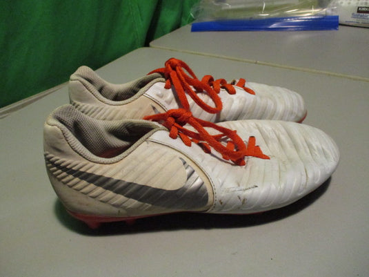 Used Nike Tiempo Size Youth 4.5 Soccer Cleats