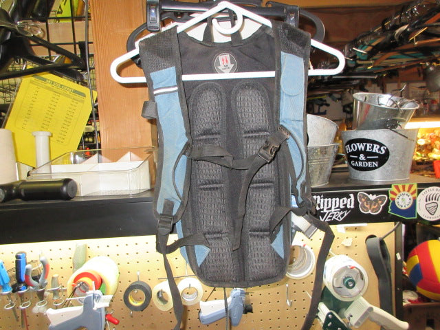 Load image into Gallery viewer, Used Swiss Gear Hydration Backpack
