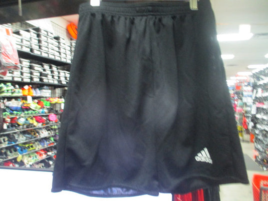 Used adidas Blak Sz Large Shorts