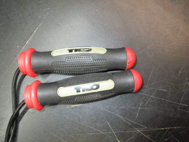 Load image into Gallery viewer, Used TKO Jump Rope
