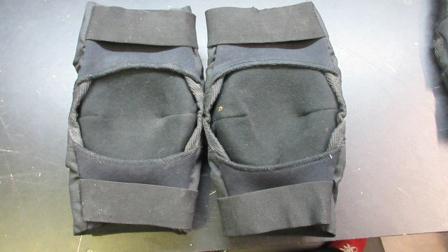 Load image into Gallery viewer, Used Pro Tec Skating Elbow Pads - Adult Large
