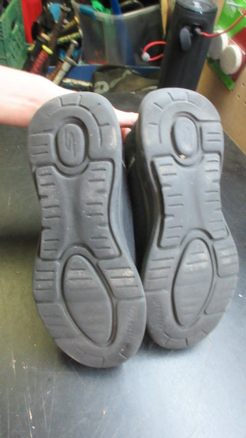 Used Skechers Slip-ins: Arch Fit 2.0 - Simplicity 2 Sneakers - Size 8