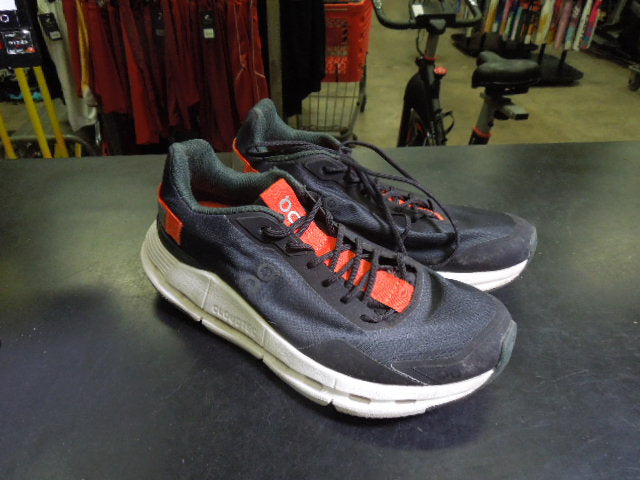 Load image into Gallery viewer, Used ON Cloudnova Form Running Shoe Size W7
