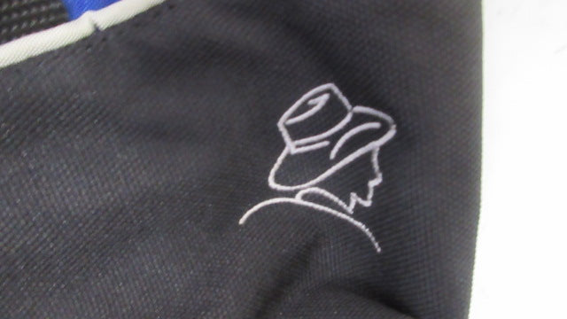 Load image into Gallery viewer, Used Lewis N Clark 24&quot; Sport Duffle Bag - plastic wear/ no strap

