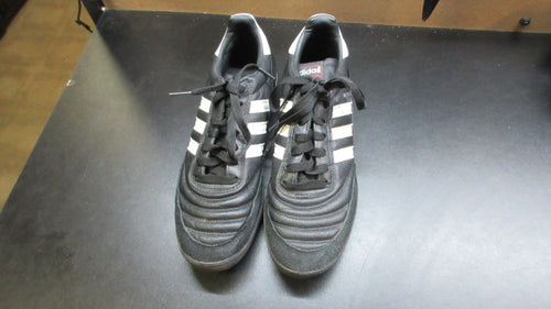 Used Adidas Mundial Team Soccer Shoes - Size 7.5