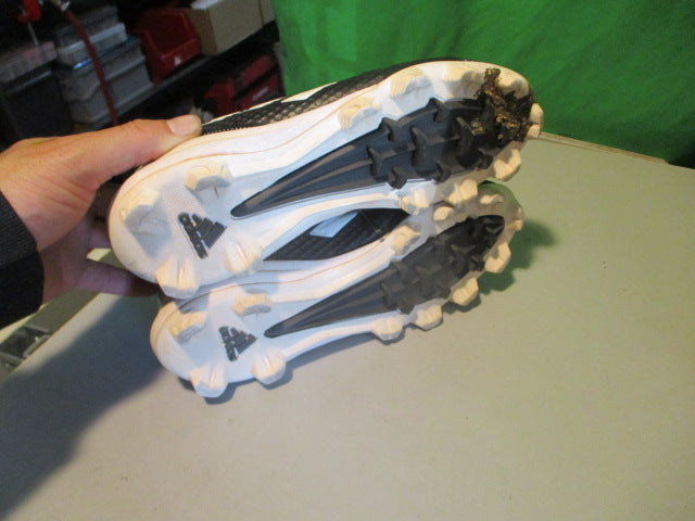 Load image into Gallery viewer, Used Adidas Pure Hustle Size 3.5 Cleats
