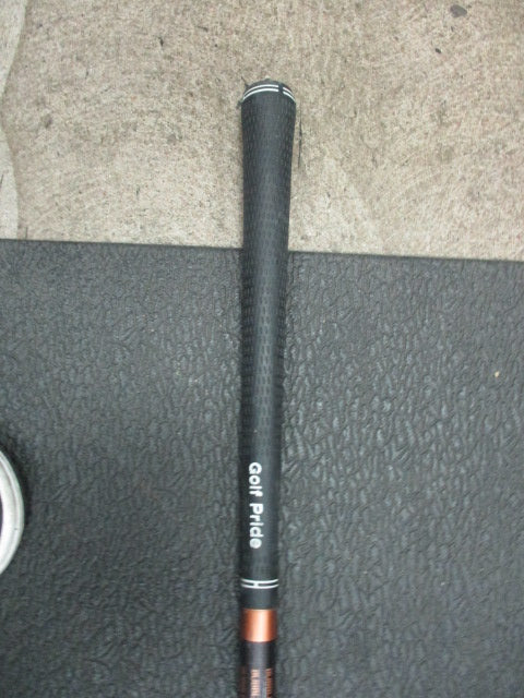 Load image into Gallery viewer, Used Taylormade Burner 3 Fairway Wood - RH
