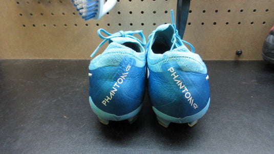 Nike Flyknit Phantom GX Soccer Cleats - Size 7.5