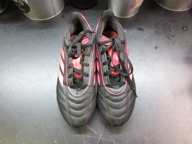 Load image into Gallery viewer, Used Adidas Goletto Soccer Cleats - Size 3
