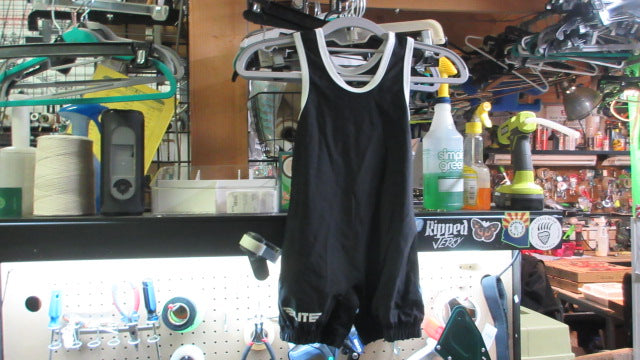 Load image into Gallery viewer, Used Elite Sports Wrestling Singlet - Size Medium
