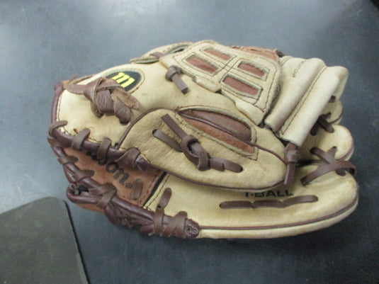 Used Wilson EZ Catch Tee Ball Glove RHT 10"