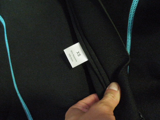 Load image into Gallery viewer, Like New Seaskin Womens Full Body Wetsuit Size XS
