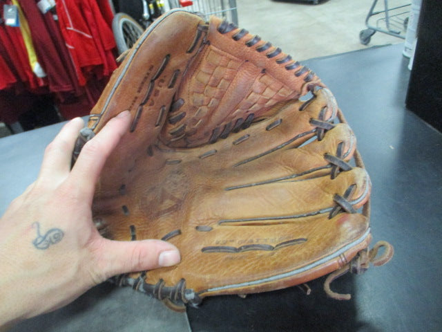 Load image into Gallery viewer, Used Easton Natural Elite 13" Glove - RHT
