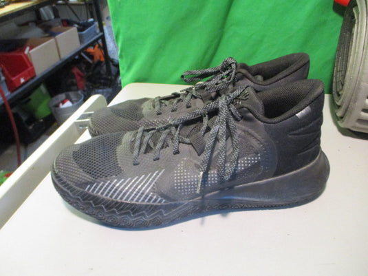 Used Nike Kyrie Flytrap 5 Size 10 Basketball Shoes