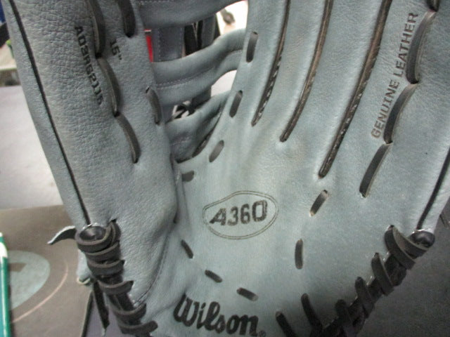 Load image into Gallery viewer, Used Wilson A360 15&quot; Glove - RHT
