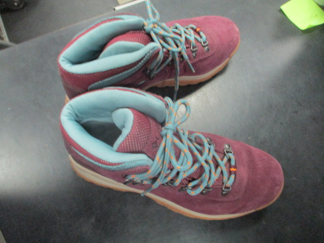Load image into Gallery viewer, Used Columbia Waterproof Womens Size 10 Hiking Shoes
