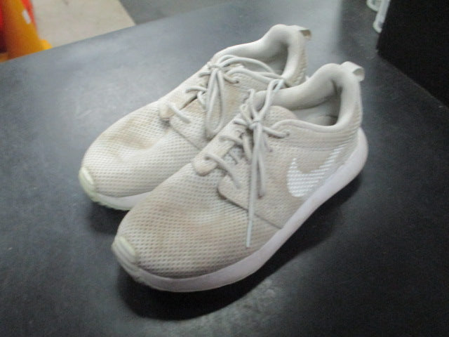 Load image into Gallery viewer, Used Nike Roshe G Next Jr. Golf Shoes
