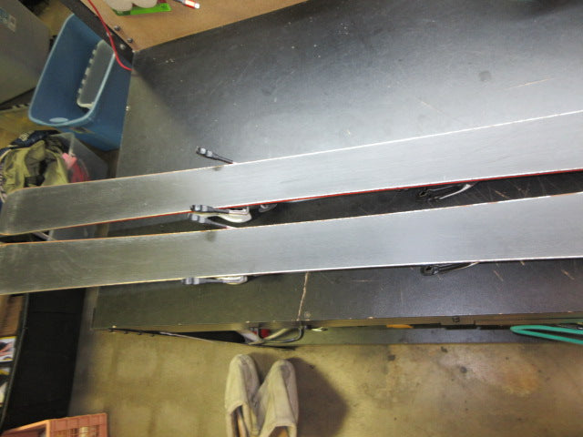 Load image into Gallery viewer, Used K2 AMP Bolt Jr Skis - 134cm

