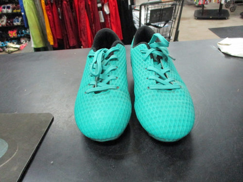Used Hawkwell Size 3 Soccer Cleats