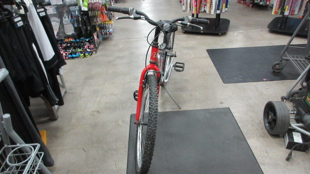Load image into Gallery viewer, Used Trek 800 Sport 13&quot; Frame 26&quot; Wheel 21 Speed Mountain Bike
