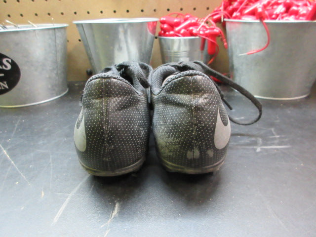Load image into Gallery viewer, Used Nike Bravata II Soccer Cleats - Size Youth 1.5
